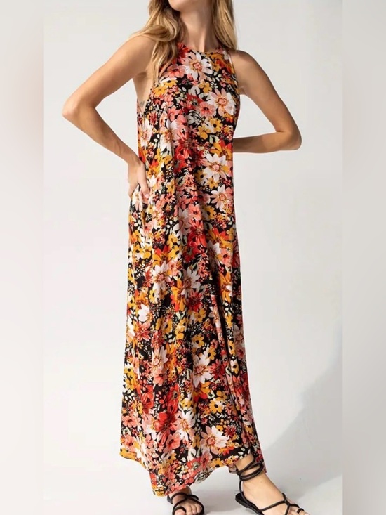 NATURAL LIFE Dresses & Skirts - NATURAL LIFE Black Floral Keyhole Top with Mustard & Red Accents